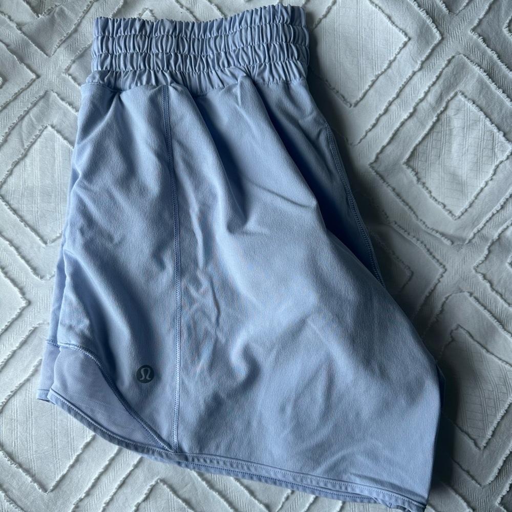 Lululemon hotty hot HR short 4” in pastel blue